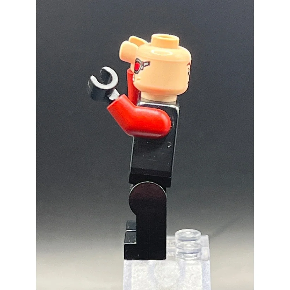LEGO Avengers Hawkeye Minifigure Red Goggles Sh0172